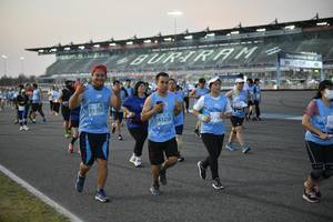 BIB: 50839, 50870, 83395, 83399, 753170
                            <button type="button" onclick="openModal(10464614)" class="btn btn-primary btn-sm float-right btn-popup" data-toggle="modal" data-target=".modal-high-quality">
                        <i class="fas fa-shopping-cart"></i> Add to Cart
                    </button>
                                            <button type="button" onclick="isThisMe(10464614, true)" class="btn btn-success btn-sm float-right btn-popup btn-isme hidden" data-toggle="tooltip" data-placement="bottom" title="นี่คือรูปของคุณใช่ไหม คลิกที่นี่เพื่อเอาเข้าอัลบั้ม">
                        <i class="fas fa-plus"></i> Add to album
                    </button>
                    <button type="button" onclick="isThisMe(10464614, false)" class="btn btn-warning btn-sm float-right btn-popup btn-isnotme hidden">
                        <i class="fas fa-ban"></i> Remove from album
                    </button>